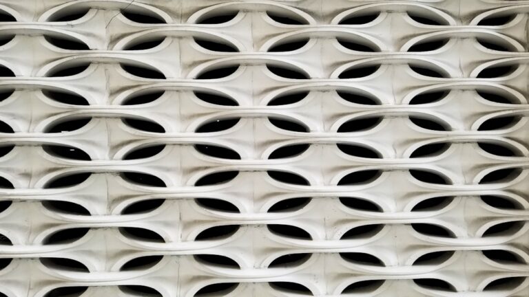 Współczynniki przewodzenia ciepła – nowe badania i wykorzystanie w 2025